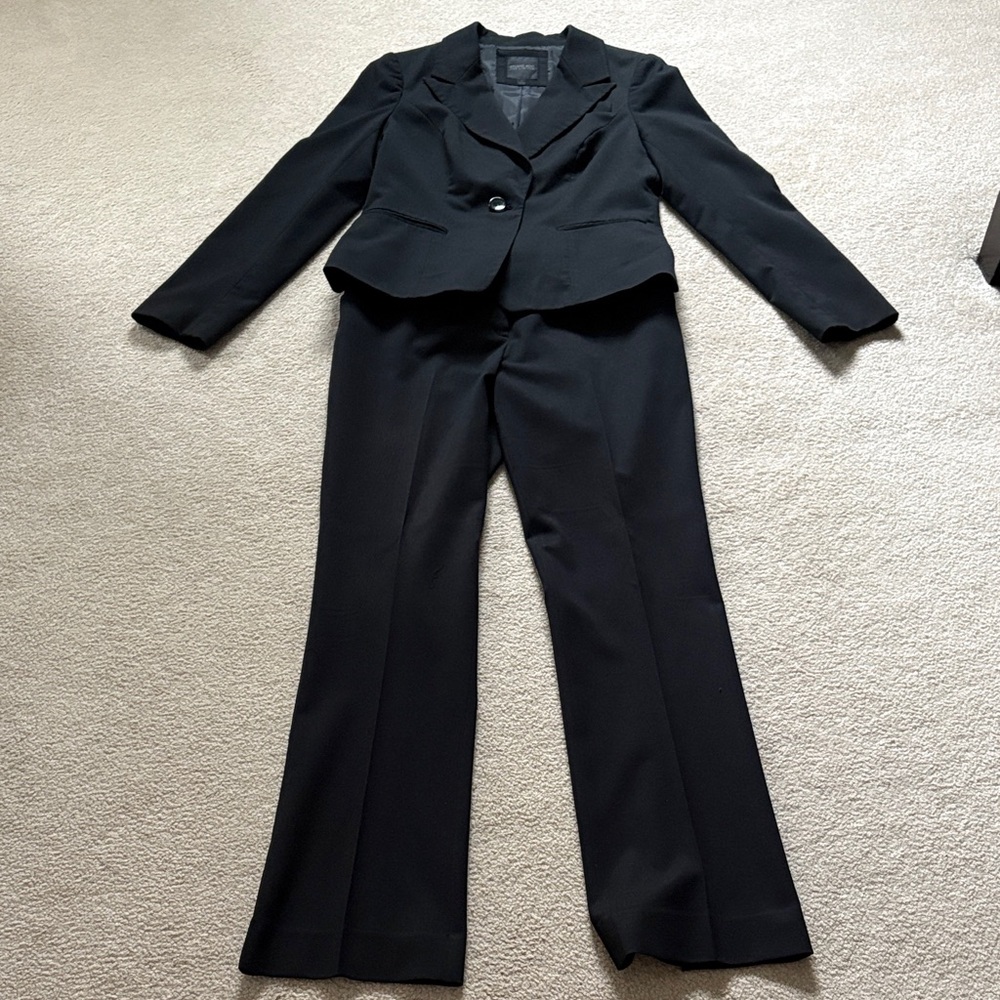 The Limited Women's Black Suit Set